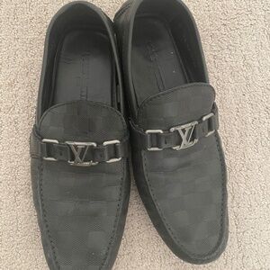 LV mens shoes